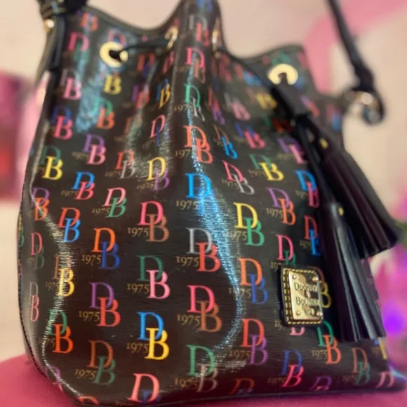 Dooney and Bourke Patent Leather Multicolor Letter Bucket Purse Women’s Bag - Picture 3 of 11